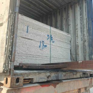 惠州 芝麻白花岗岩石材3.0公分光面毛板装柜出货