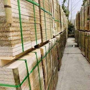 惠州 黄金麻花岗岩荔枝面地铺石