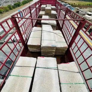 惠州 黄金麻花岗岩荔枝面，光面毛板装车完成