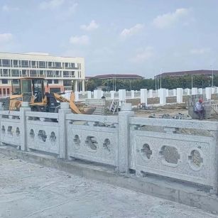 惠州 白麻花岗岩荔枝面河道栏杆