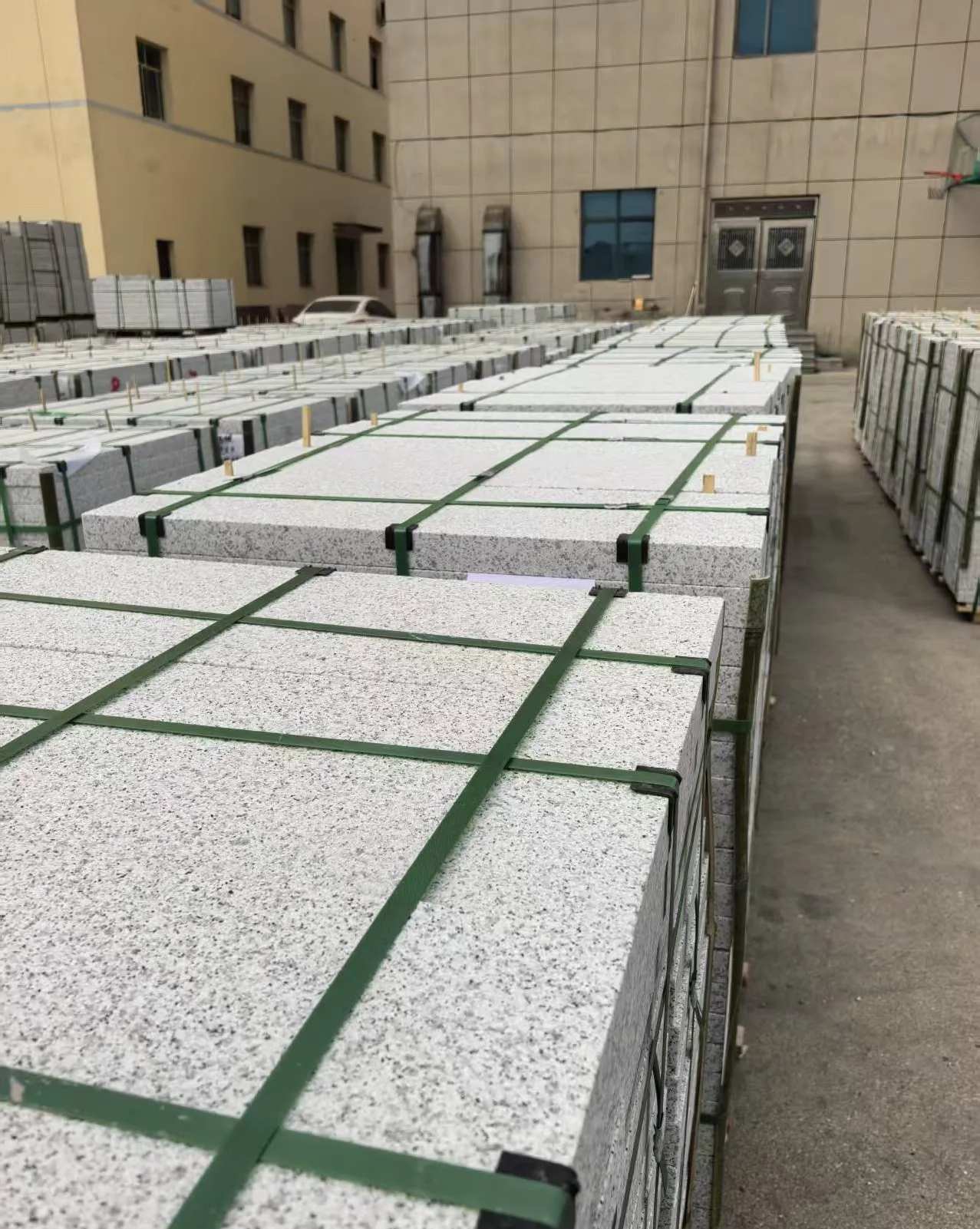 惠州 白麻花岗岩5.0公分荔枝面地铺石