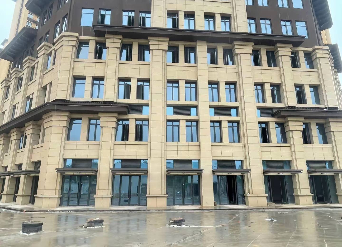 惠州 黄金麻花岗岩荔枝面小区外墙干挂