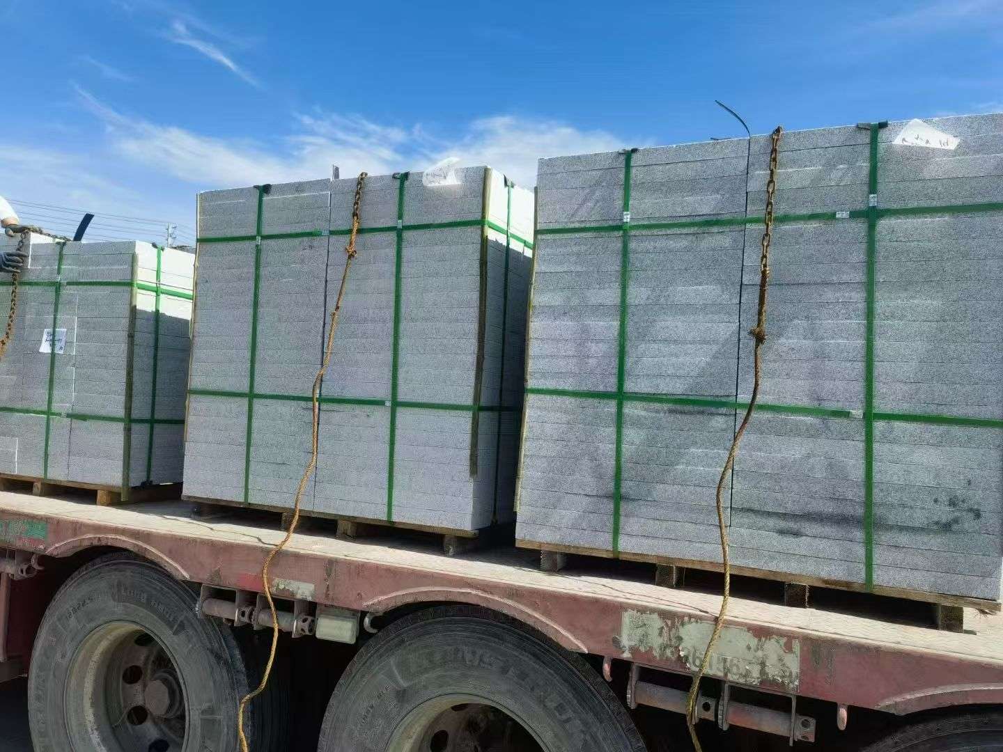 惠州 芝麻白花岗岩地铺石装车日常