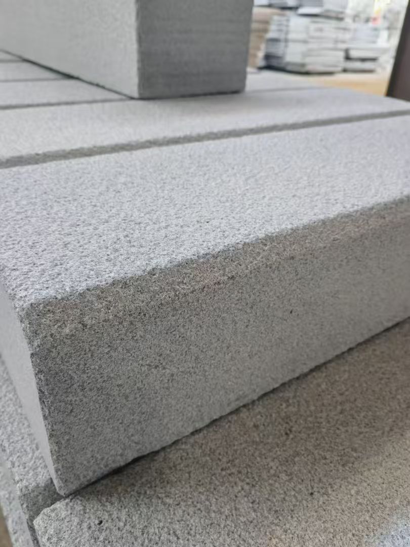 惠州 芝麻灰荔枝面路沿石